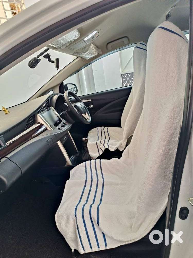 Toyota Innova Crysta [2020-ongoing] 2.4 Gx 7 Str, 2023, Diesel