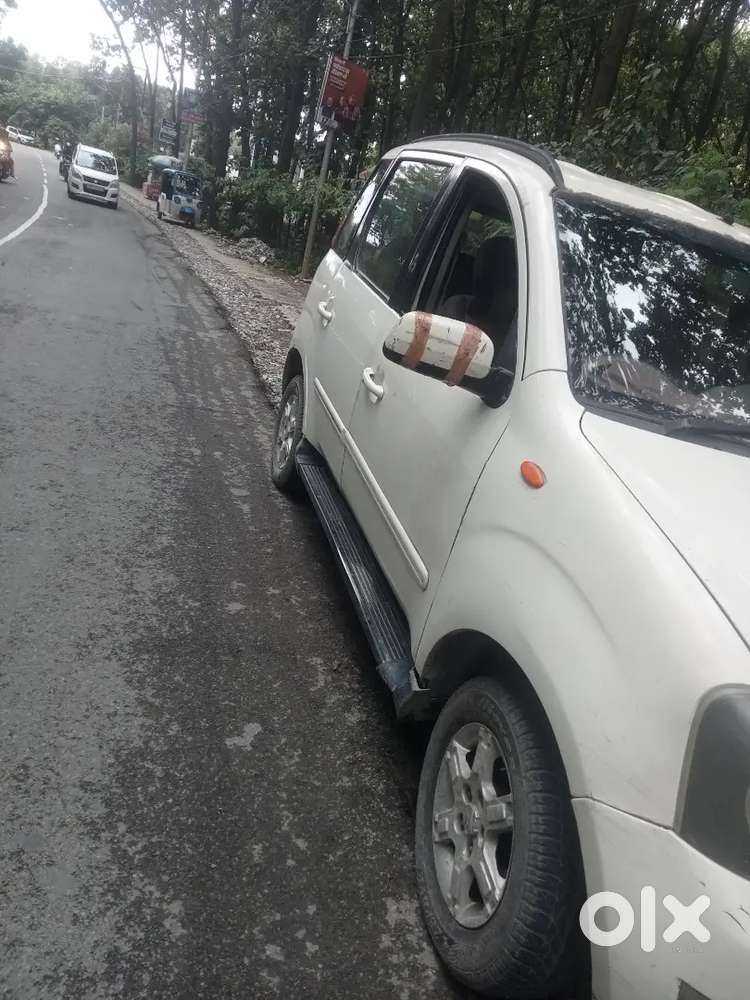 Mahindra Quanto 1.5 C8 2012