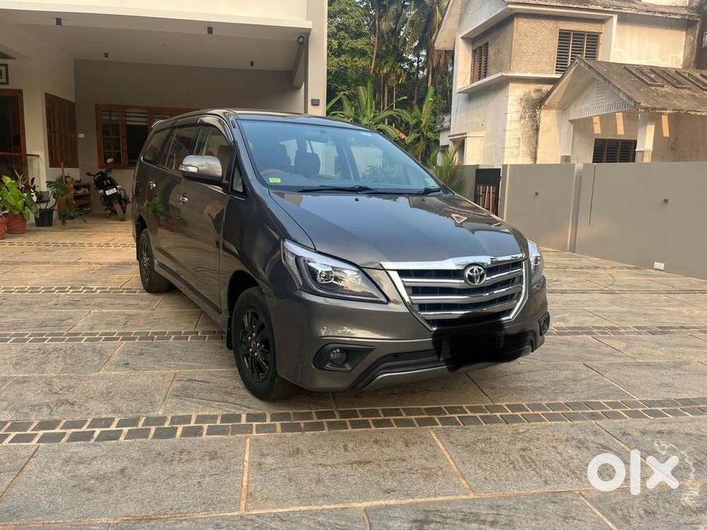Toyota Innova 2011 Diesel Manual Model