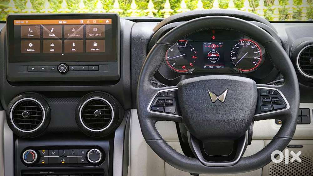 Mahindra Thar Roxx Mx5 Rwd At, 2025, Petrol