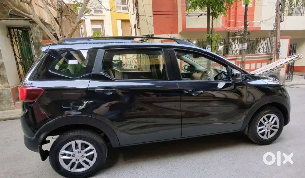 2024 Renault Triber Rxt  4,000 Km Only  Showroom Like Condition