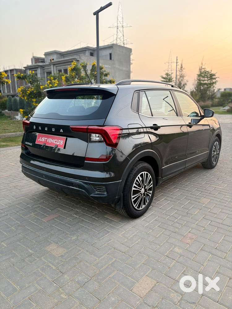 Skoda Kushaq 1.0 Tsi Active, 2022, Petrol