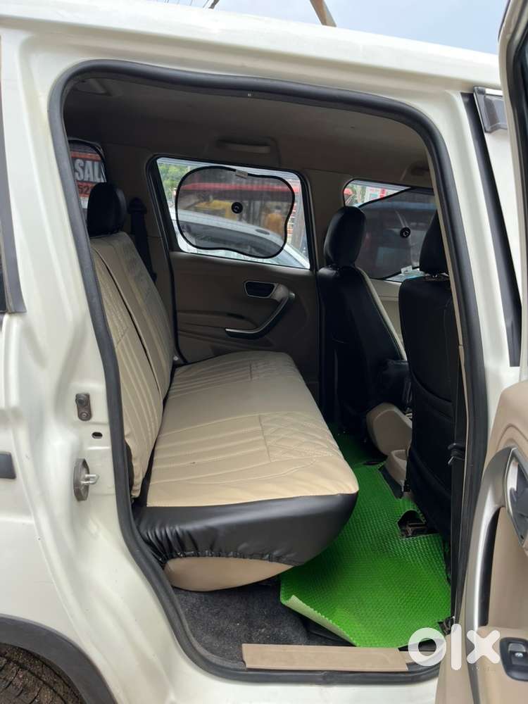 Mahindra Bolero Neo Top Model N 10