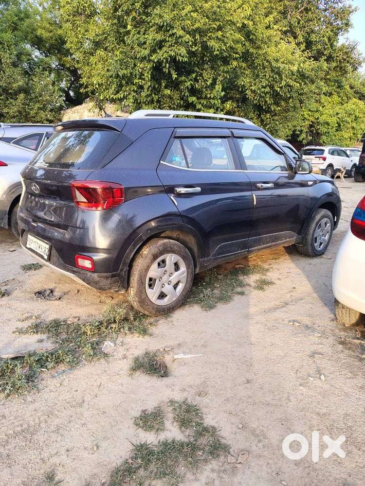 Hyundai Venue 1.5 Crdi S Plus, 2021, Petrol