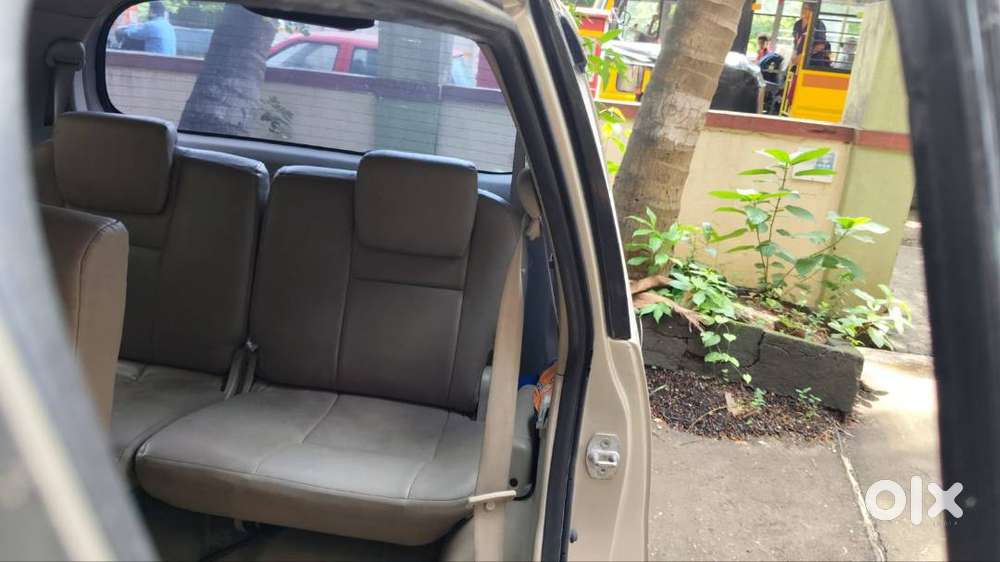 Toyota Innova 2.5 Vx 2011