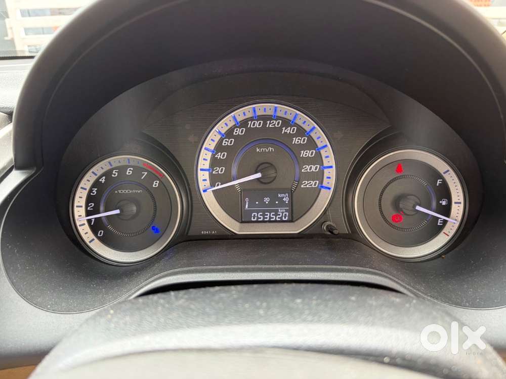 Honda City E
