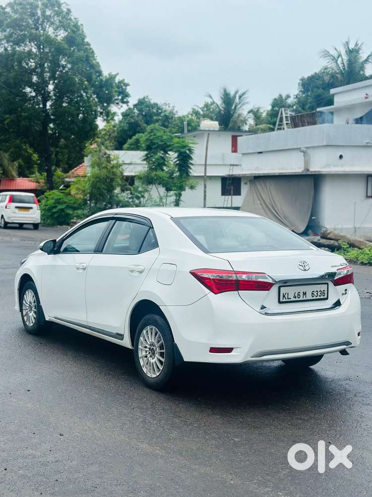 Toyota Corolla Altis 1.8 J, 2015, Diesel