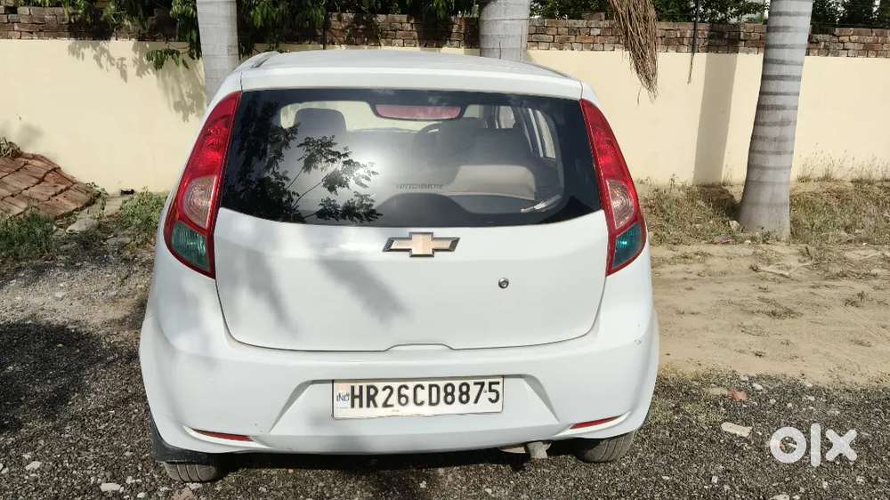 Chevrolet Sail Hatchback 2014 Year