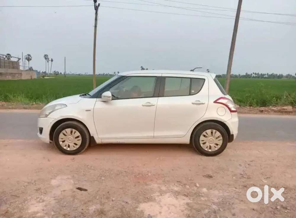 Maruti Suzuki Swift 2013 Diesel 89000 Km Driven
