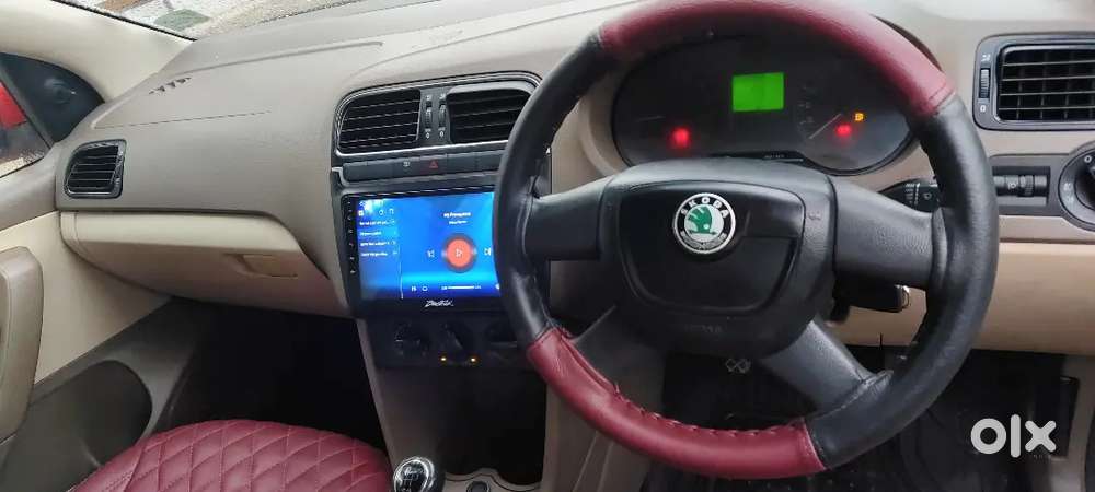Skoda Rapid Elegance 2012