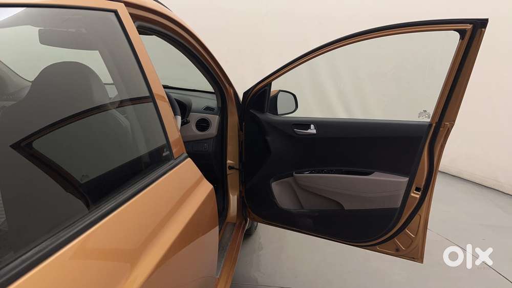 Hyundai Grand I10 Sportz 1.2 Kappa Vtvt, 2016, Petrol