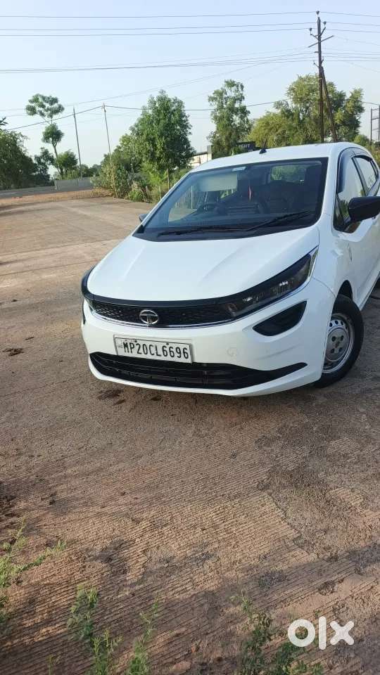 Tata Altroz Xm Plus Petrol, 2021, Petrol