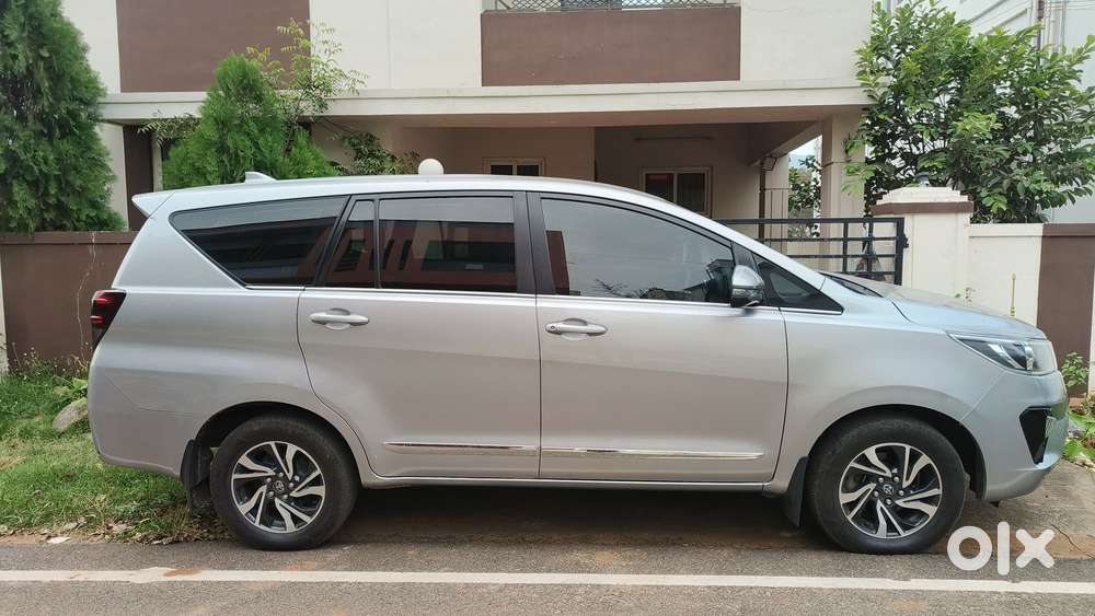Toyota Innova Crysta 2.4 G Mt, 2021, Diesel