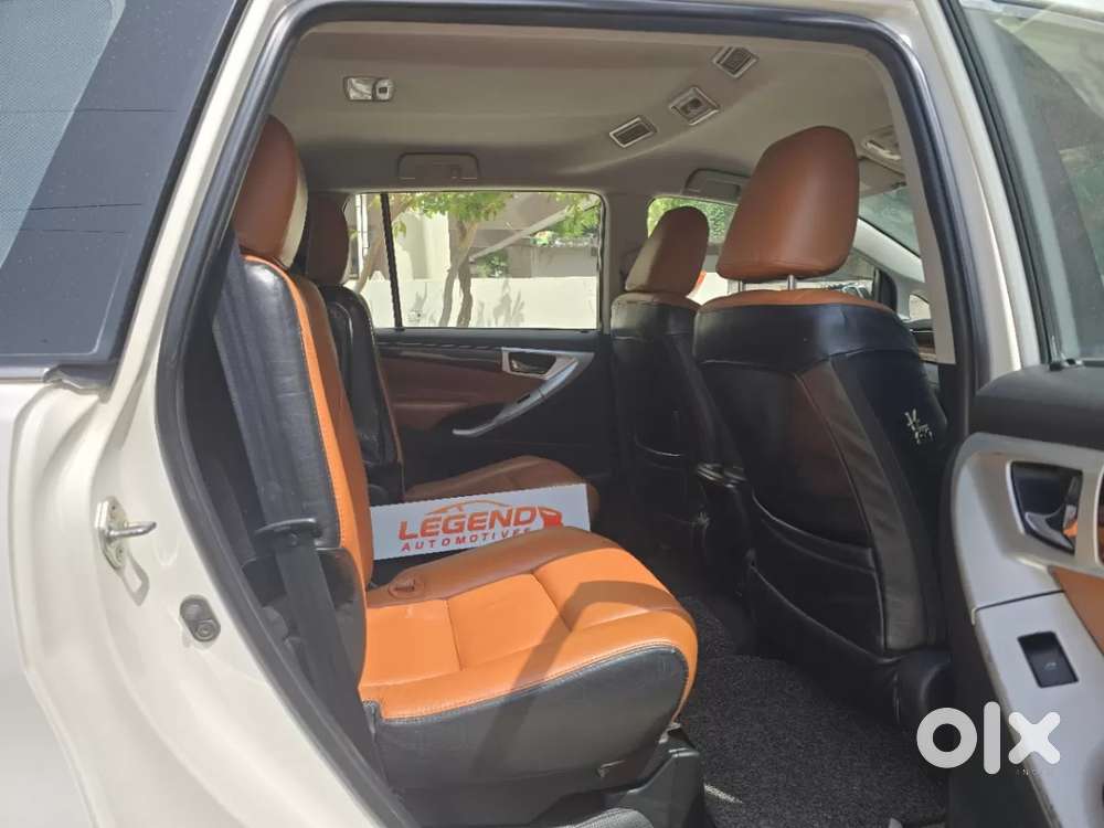 Toyota Innova Crysta 2.8 Gx At 7 Str, 2016, Diesel