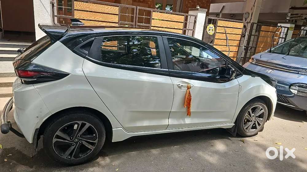 Tata Altroz 2024 Petrol 28500 Km Driven All Company Service