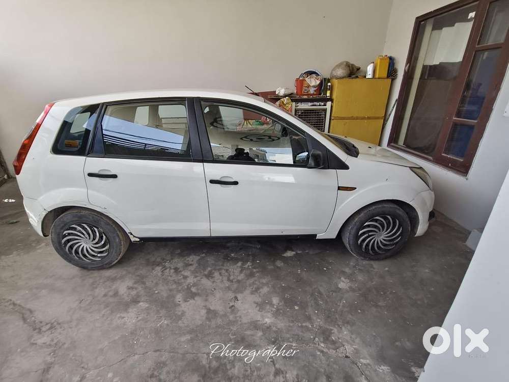 Ford Figo 2011 Diesel 140000 Km Driven