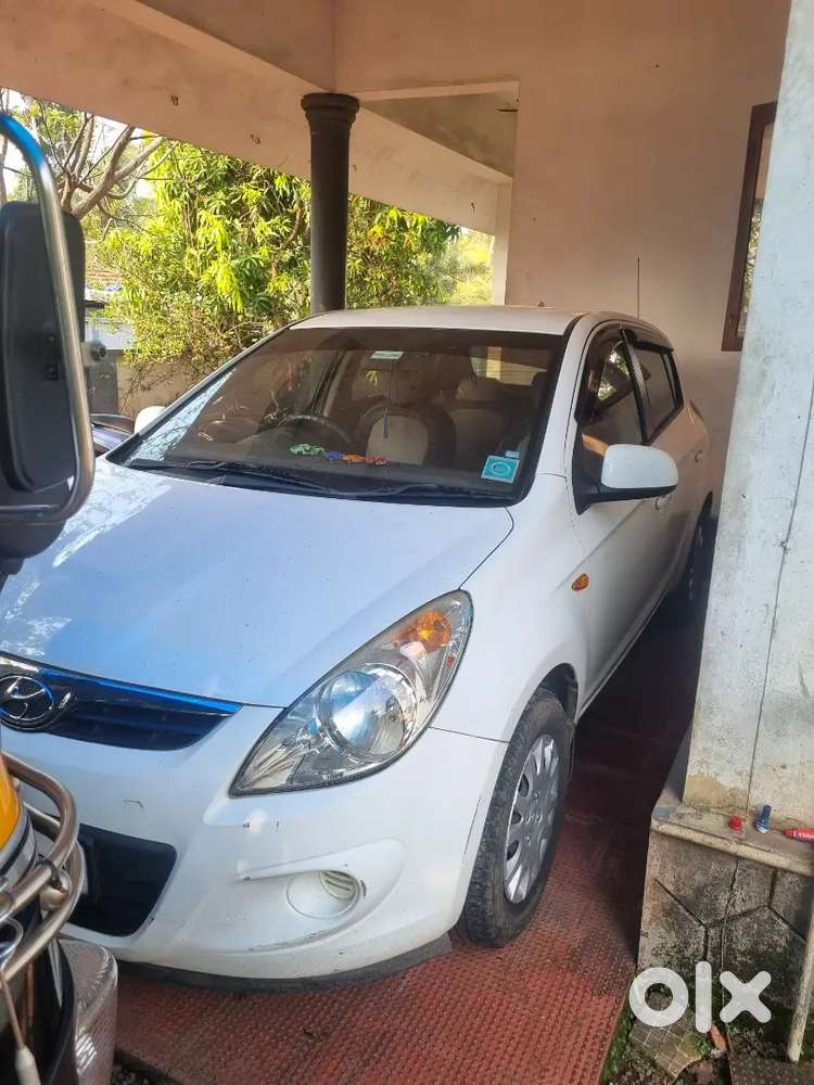 Hyundai I20 2011 Petrol Well Maintained Exchenge With Car