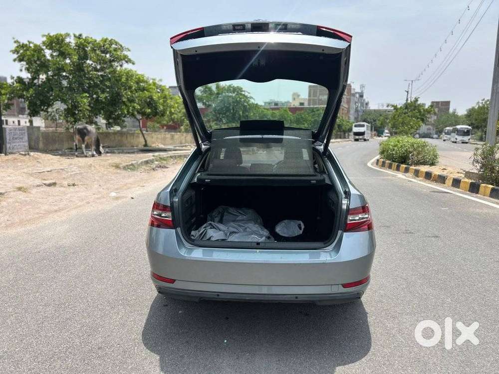 Skoda Superb Lk 1.8 Tsi At, 2018, Petrol