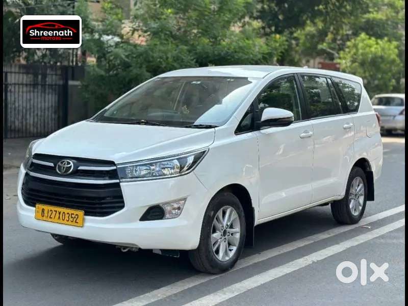 Toyota Innova Crysta [2020-ongoing] 2.4 Gx 8 Str, 2017, Diesel