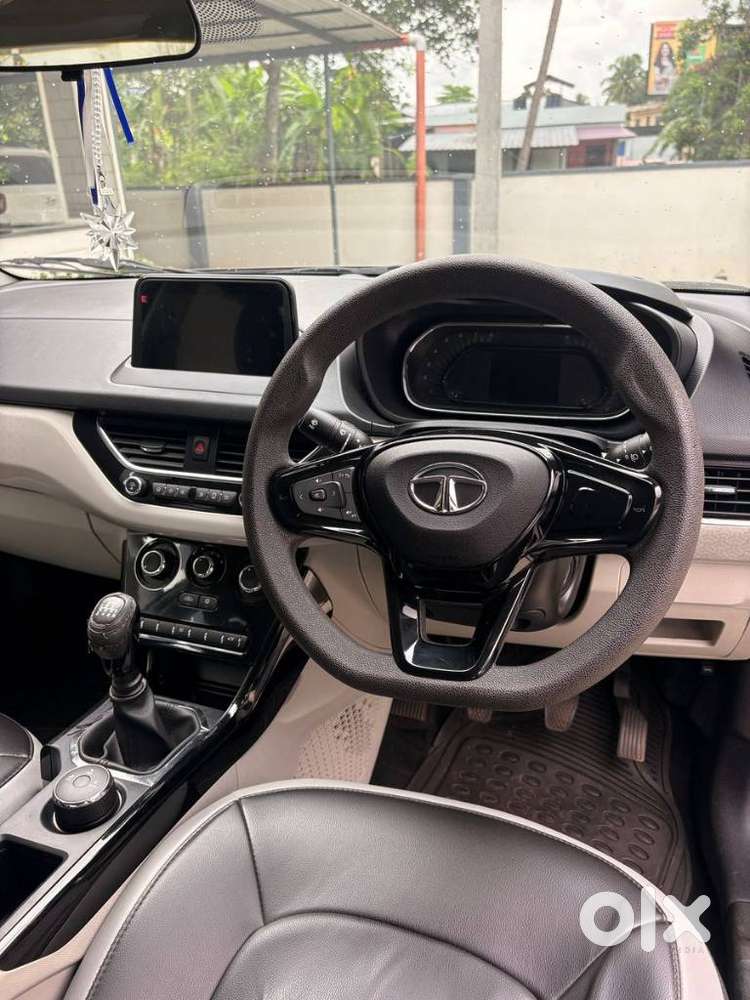 Tata Nexon 1.2 Revotron Xz, 2020, Petrol