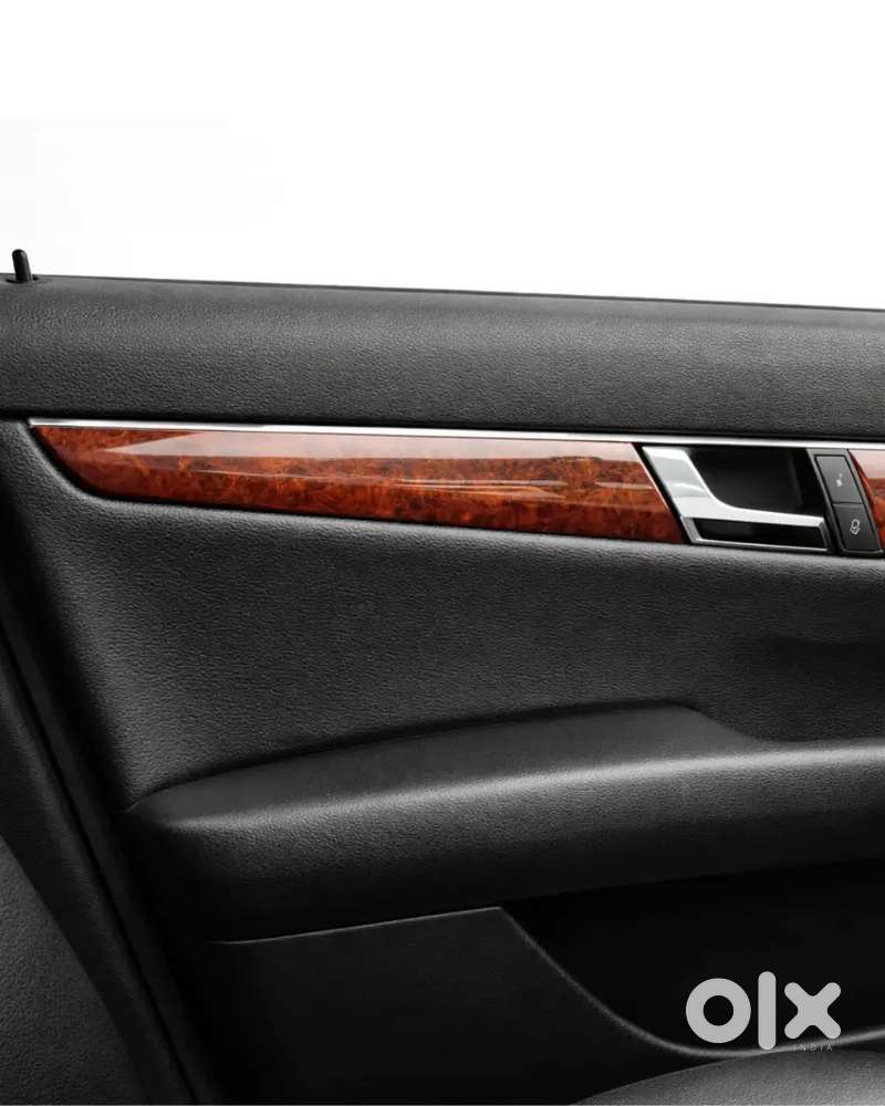 Mercedes Benz C 200 Cgi (2011) Petrol 37000 Km Driven