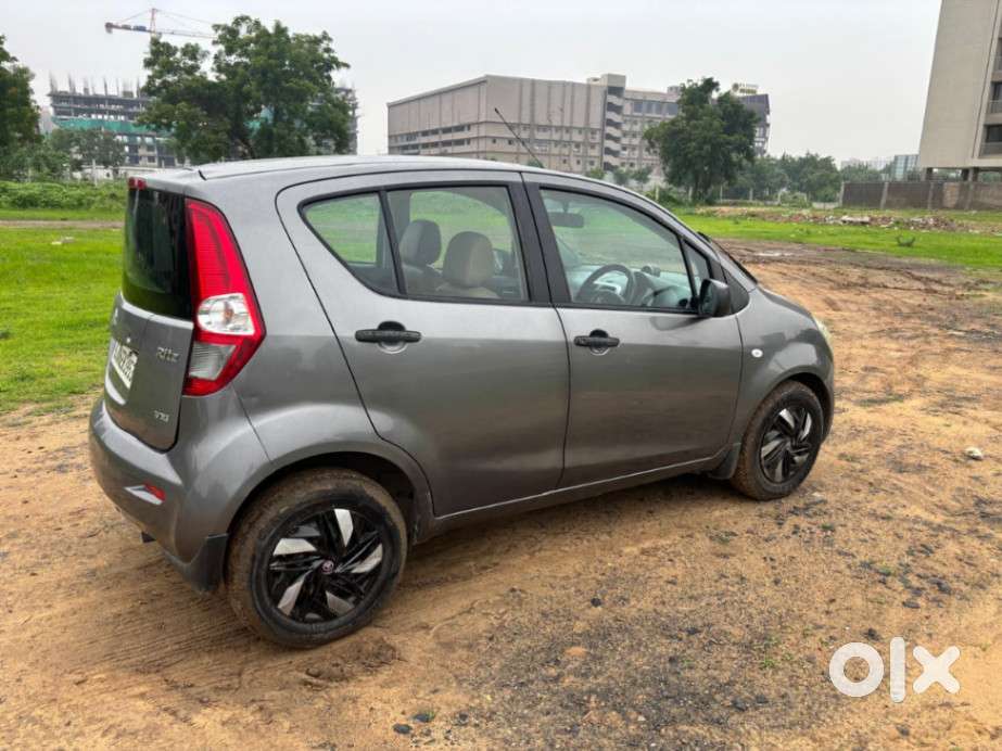 Maruti Suzuki Ritz Vxi, 2011, Petrol