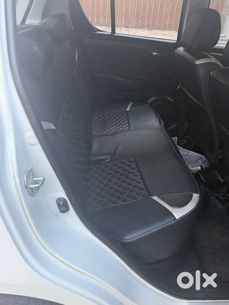 Maruti Suzuki Swift Vvt Zxi, 2015, Petrol