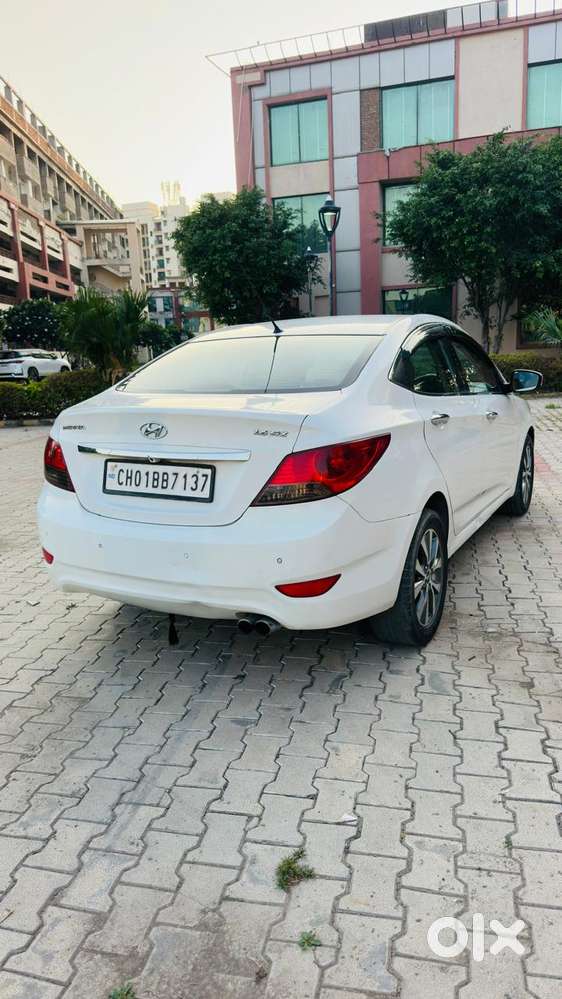 Hyundai Verna Fluidic 1.6 Crdi Sx, 2015, Diesel