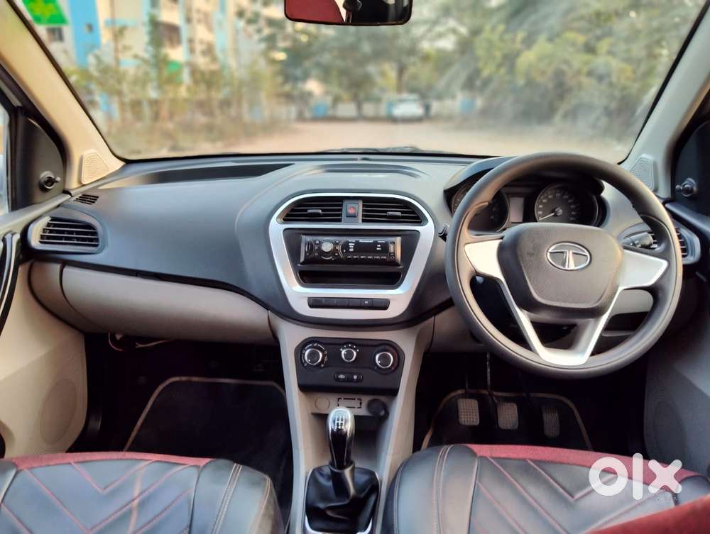 Tata Tiago 1.2 Revotron Xm, 2017, Petrol