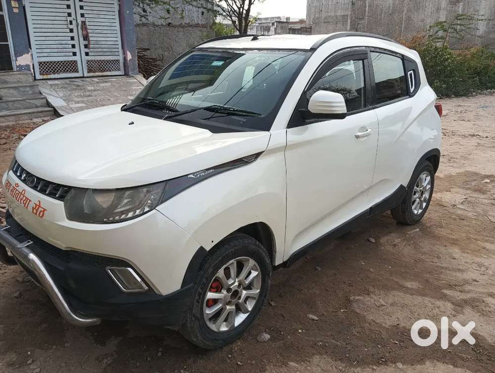 Mahindra Kuv100 K8 6 Seater Petrol Car Good  Running Condition