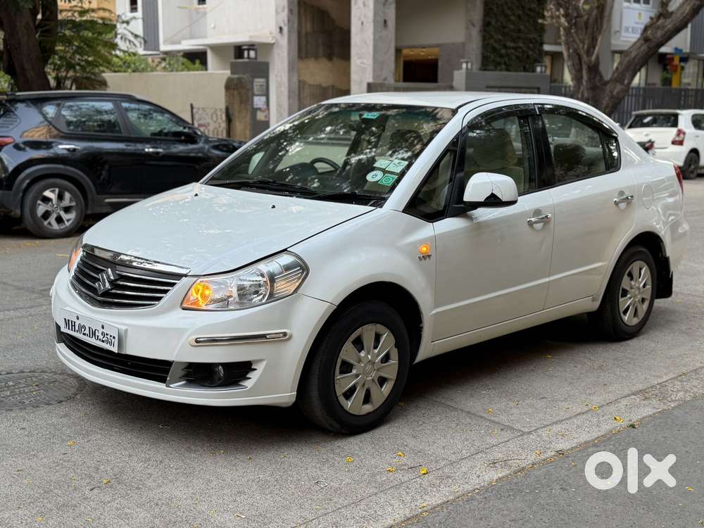 Maruti Suzuki Sx4 Vxi Bsiv, 2013, Petrol