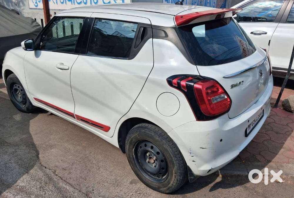Maruti Suzuki Swift Vxi + Manual, 2020, Petrol