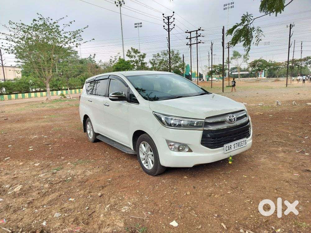 Toyota Innova Crysta 2.8 Z, 2017, Diesel