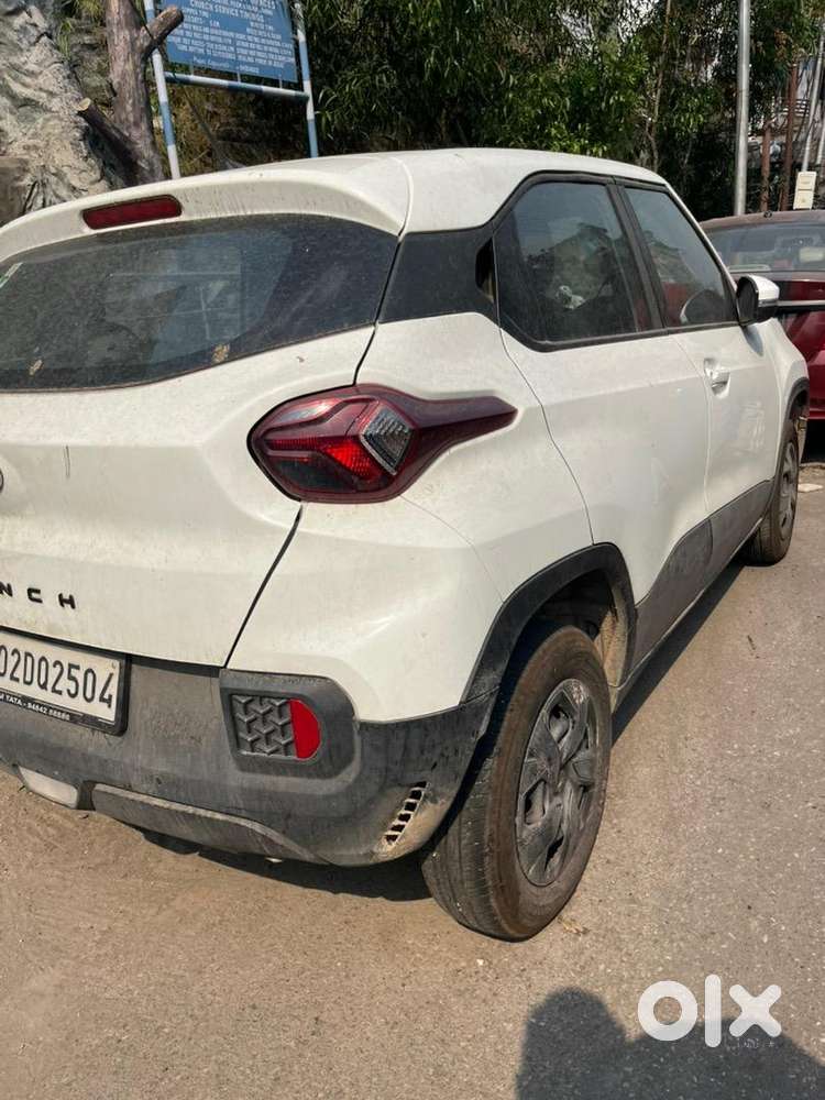 Tata Punch 2025 Petrol Well Maintained