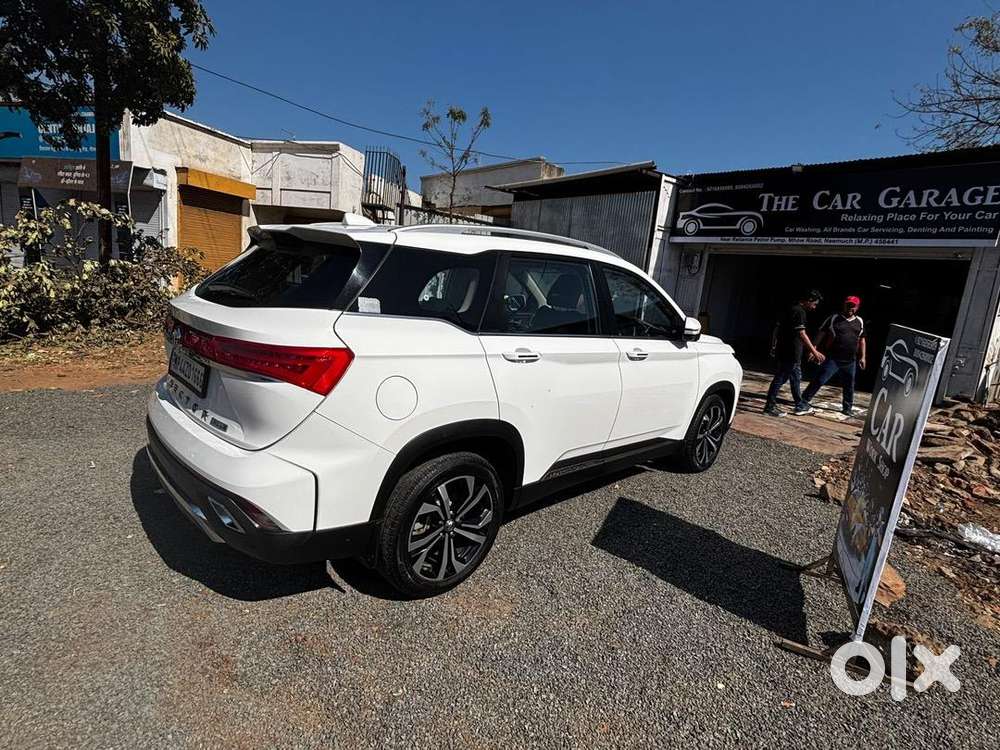 Mg Hector Plus 2024 Petrol 52000 Km Driven