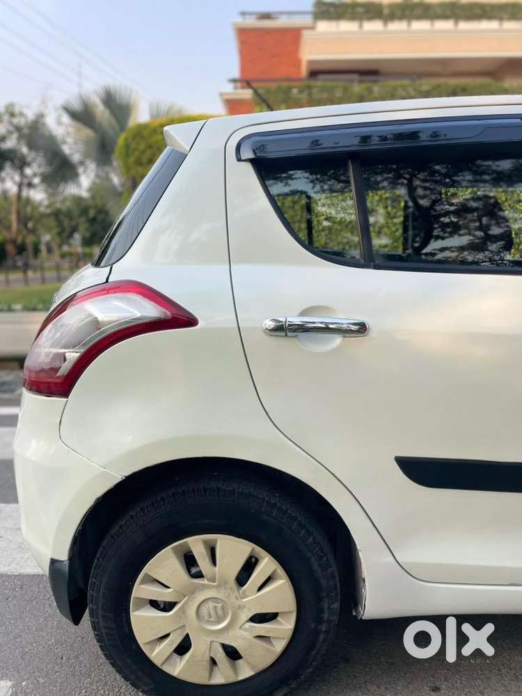Maruti Suzuki Swift Vxi Cng + Petrol 2013  Well Maintain