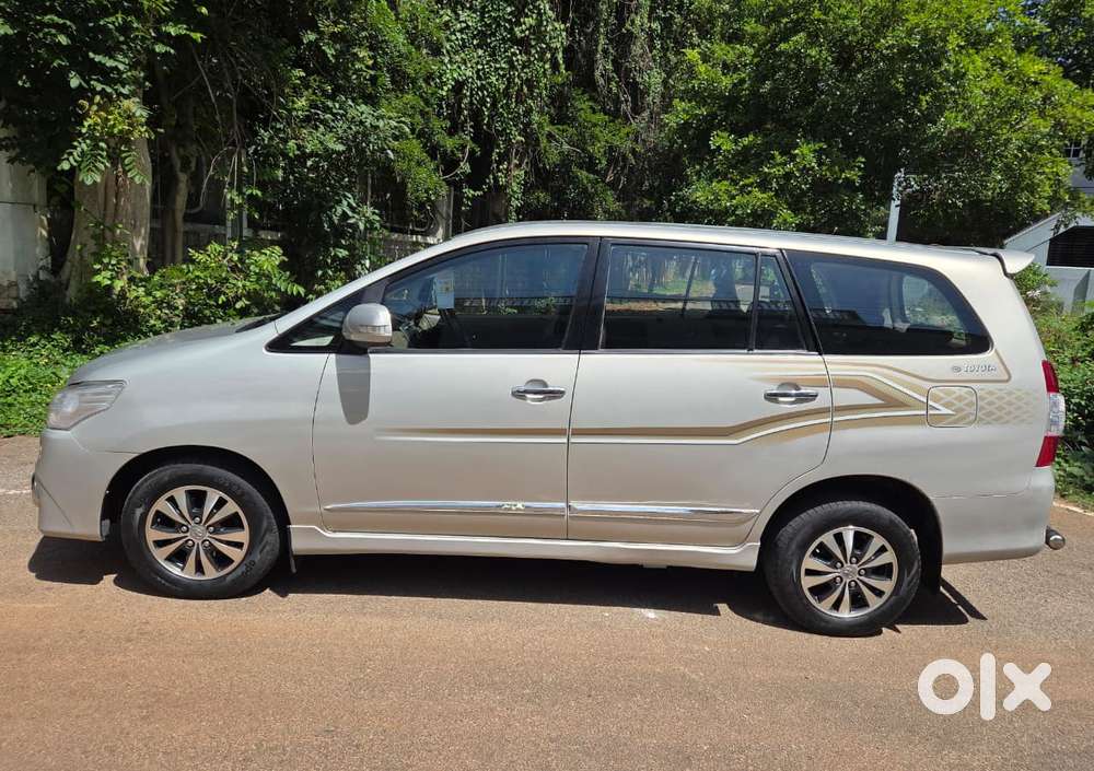 Toyota Innova 2.5 V 7 Str, 2015, Diesel
