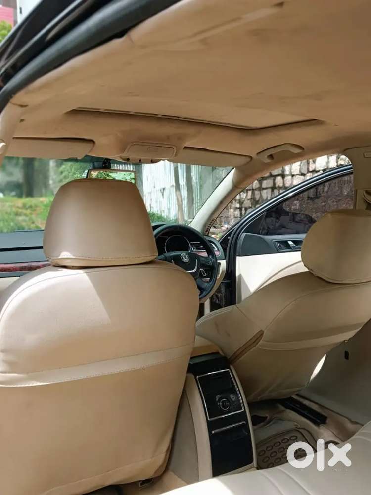 Skoda Superb 2011 Petrol Well Maintained