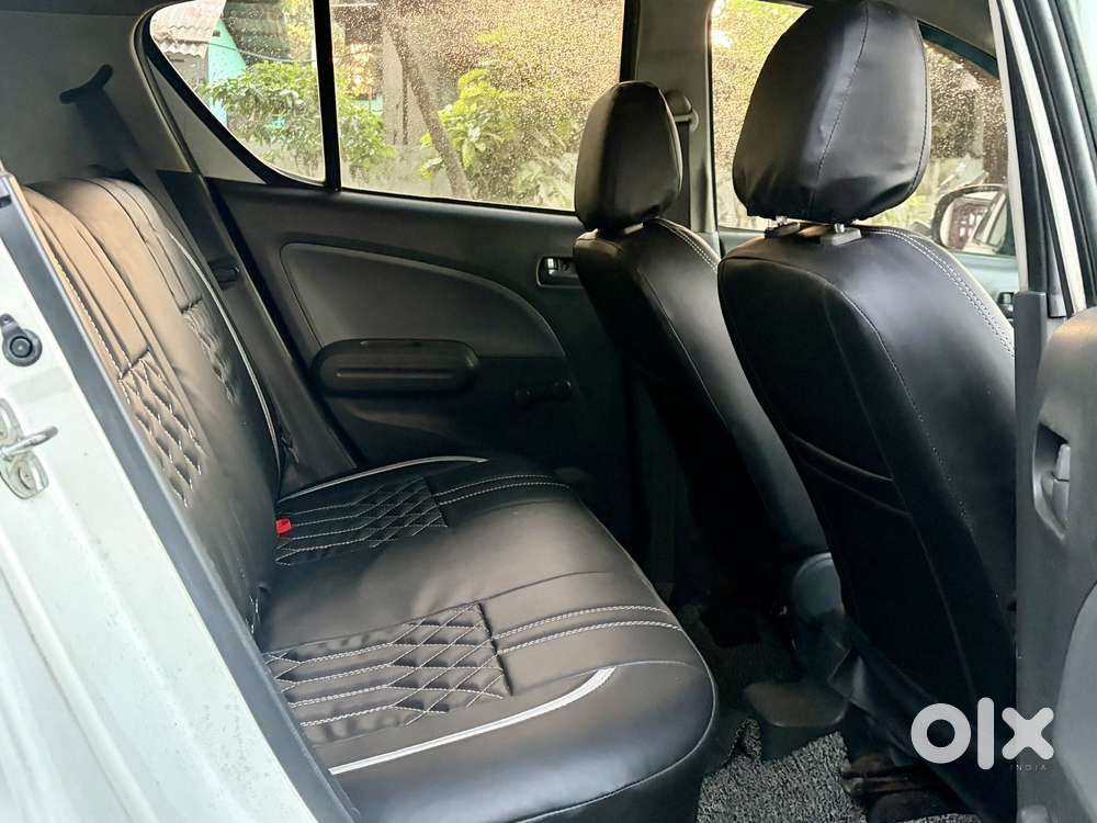 Maruti Suzuki Ritz Lxi, 2011, Petrol