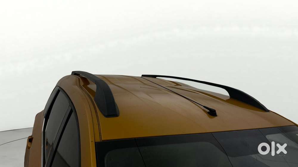 Renault Triber Rxz, 2021, Petrol