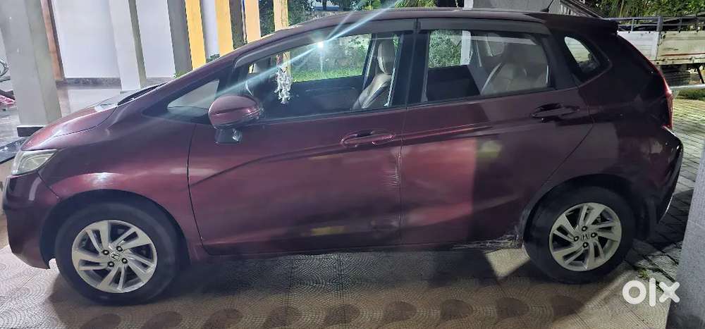 Honda Jazz 2017 Petrol 100000 Km Driven