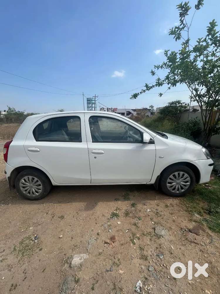 Toyota Etios Liva 2015