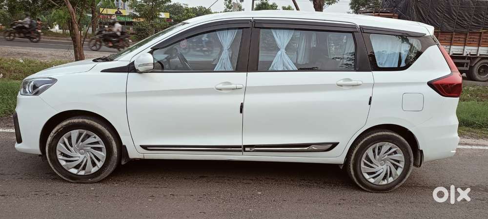 Maruti Suzuki Ertiga Vxi Cng, 2023, Cng & Hybrids
