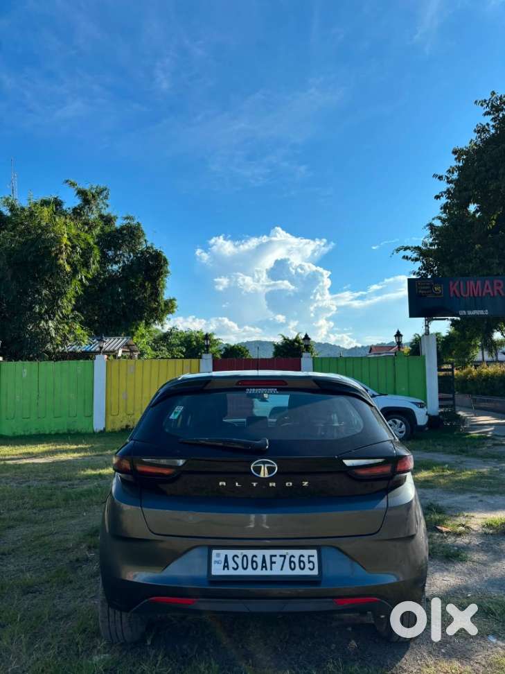 Tata Altroz Xz, 2022, Petrol