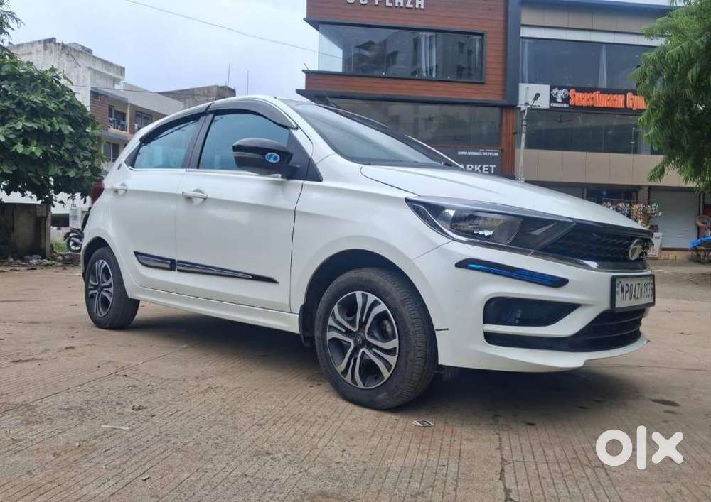 Tata Tiago 1.2 Revotron Xt (o), 2024, Petrol