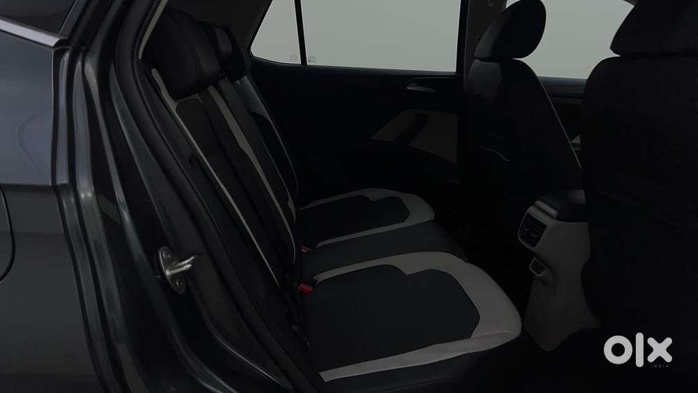 Volkswagen Taigun Topline 1.0 Tsi At (electric Seats), 2022, Petrol