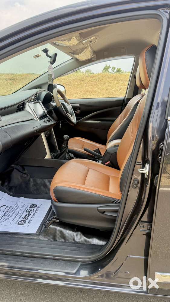 Toyota Innova Crysta 2.4 G Plus Mt 8 Str, 2021, Diesel