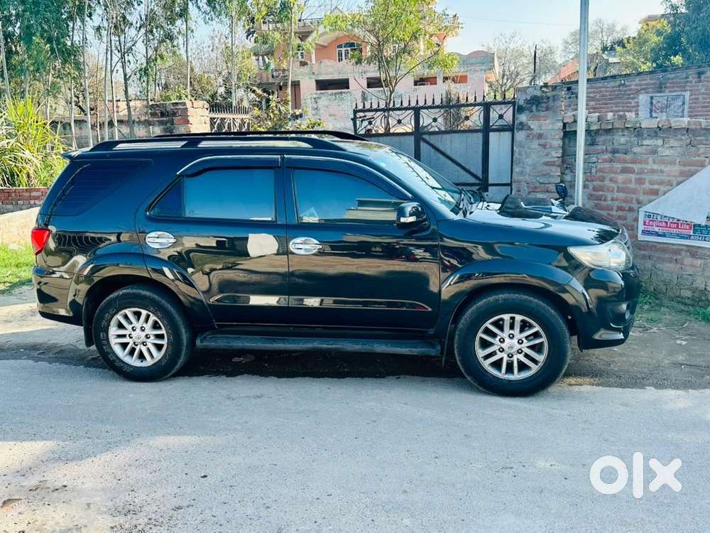 Toyota Fortuner 2013 Diesel Well Maintained