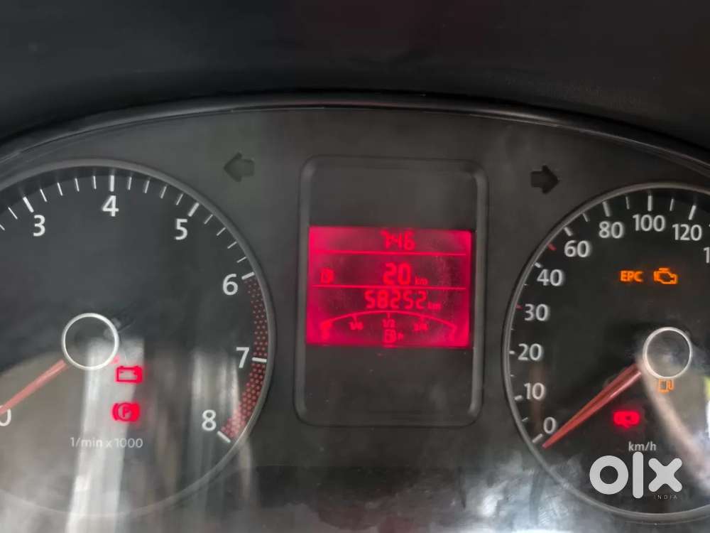 Volkswagen Polo Petrol Comfortline 1.2l, 2012, Petrol