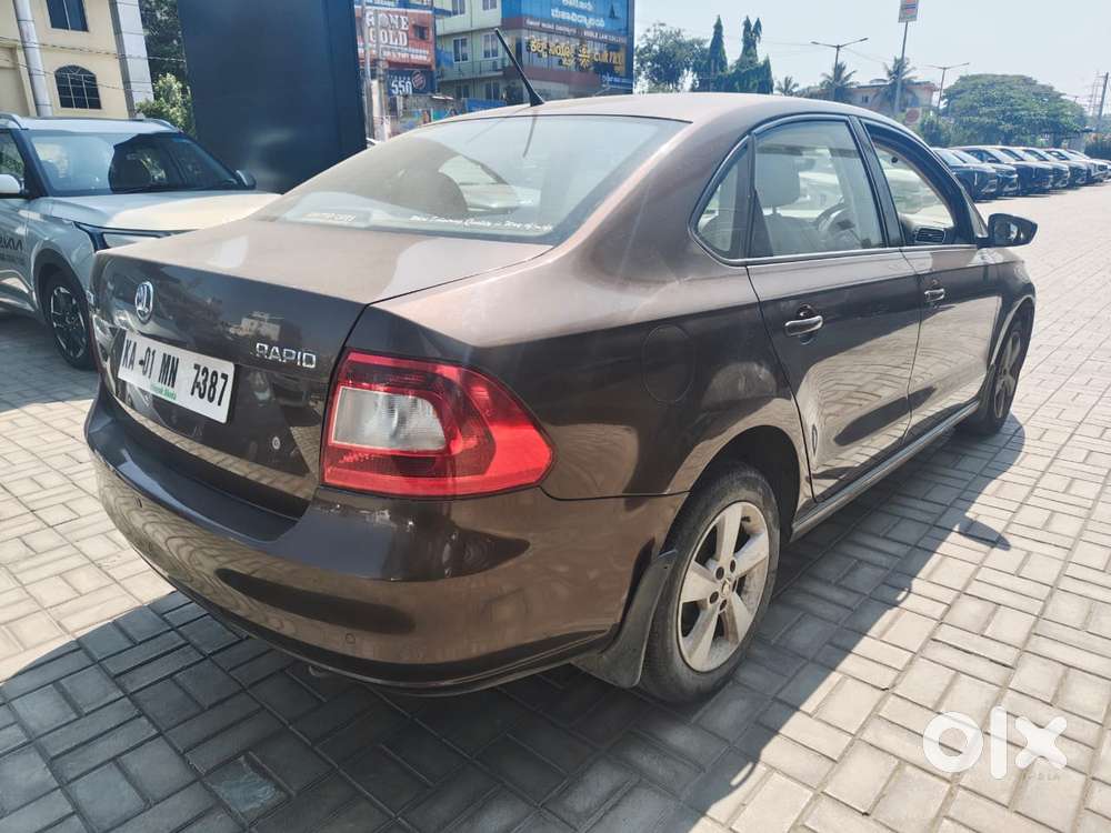 Skoda Rapid [2016-2020] 1.5 Style Plus Tdi At, 2016, Diesel